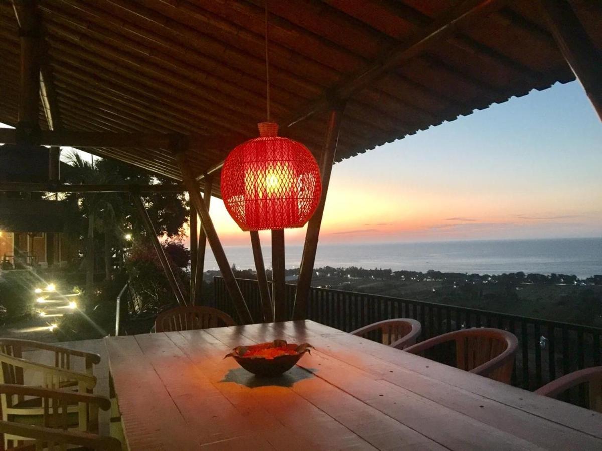 Sing Sing Resort Lovina Exterior foto