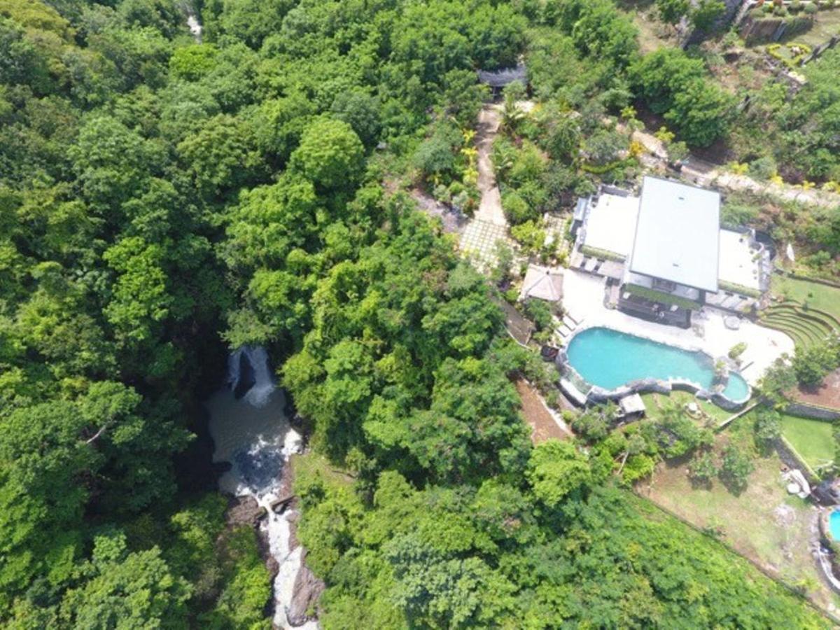 Sing Sing Resort Lovina Exterior foto